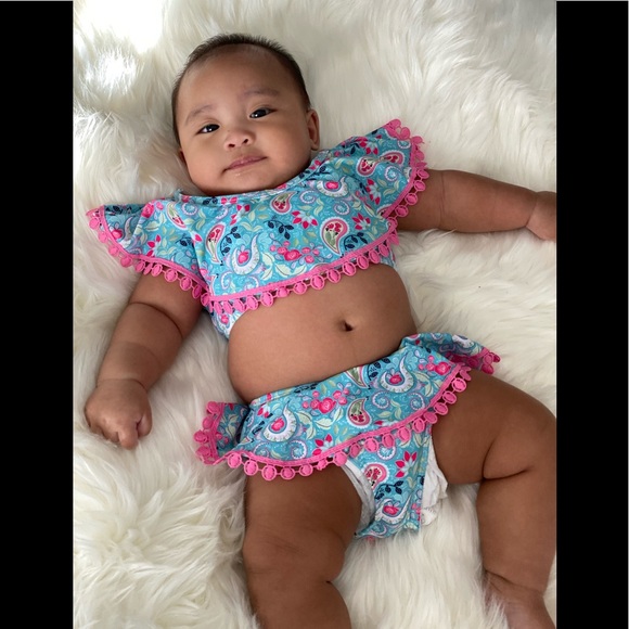Toddlers 2pc Paisley Swimsuit - Picture 2 of 3